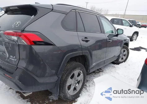 2024 Toyota Rav4 Hybrid Xle z USA, uszkodzony, nr VIN 2T3RWRFVXRW249699